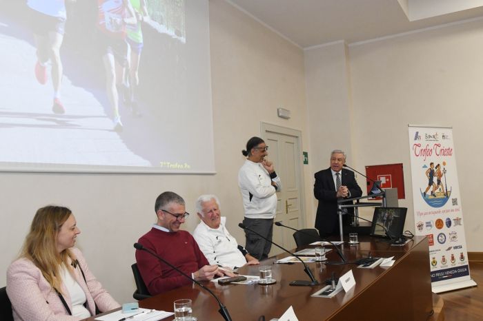 Presentata la 24ma edizione del circuito podistico nel palazzo della Regione in piazza Unità d'Italia