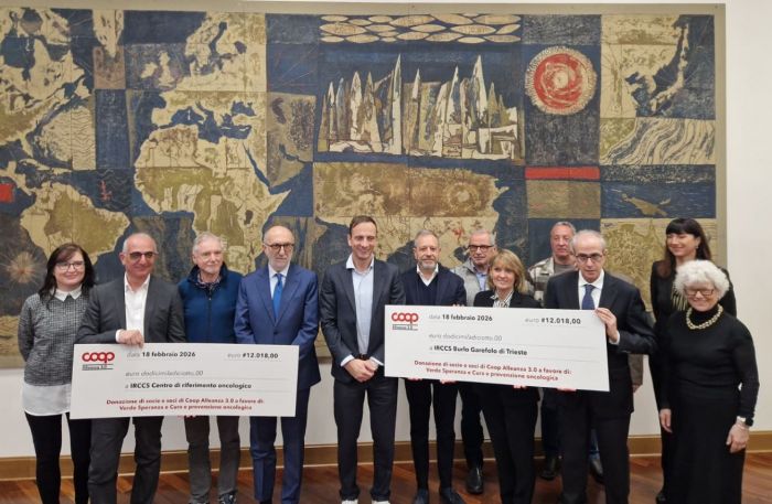 Salute, Fedriga: le donazioni di Coop Alleanza 3.0 aiutano attività del Burlo e del Cro