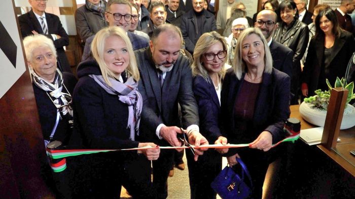 Inaugurata l'esposizione allestita per il centenario dell'Agenzia territoriale per l'edilizia regionale