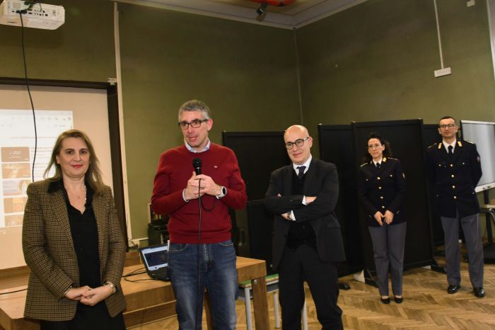 Safer Internet Day insieme all'assessore Roberti presso la scuola Morpurgo
