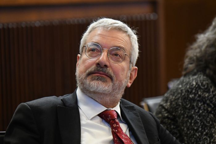 “Non si può parlare solo di poltrone”: Honsell attacca Rizzetto e la gestione Fedriga