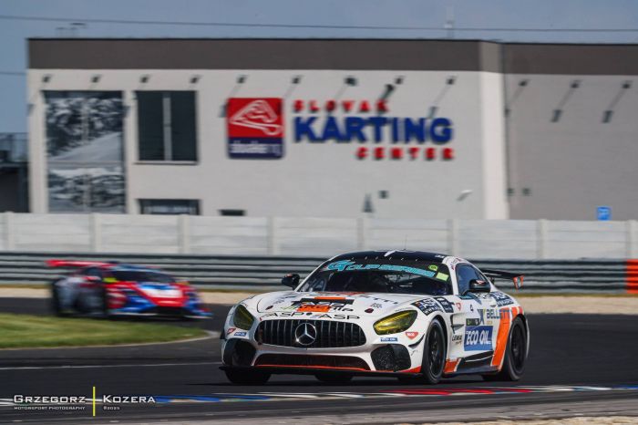 Lodi trionfa al Slovakiaring: strategia vincente e 35 secondi di distacco