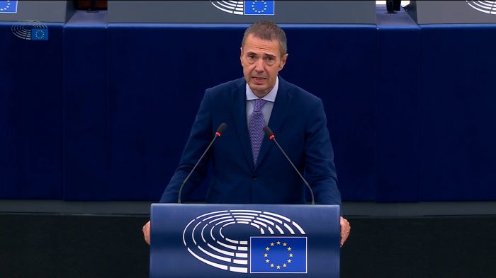 Ciriani a Strasburgo: “Accoglienza illimitata fallita, ora una nuova stagione politica in Europa”