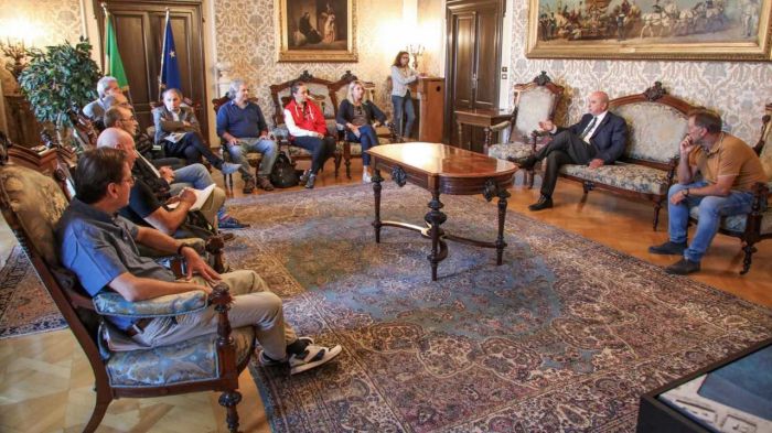 Poste, disagi in provincia: Sindaci e sindacati chiedono un incontro con Poste Italiane