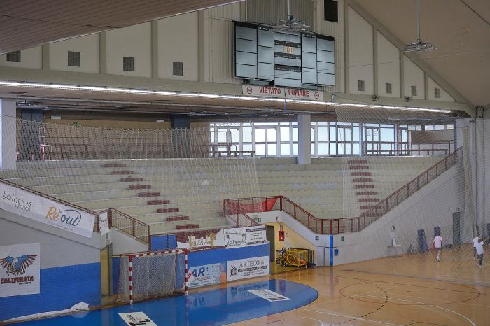 Nuove attrezzature del Palachiarbola: consentiranno di disputare anche partite di basket internazionali