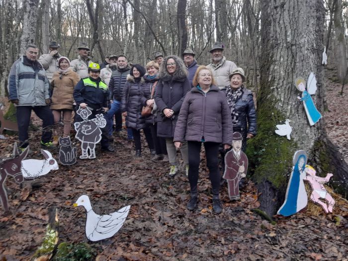 Inaugurato oggi al laghetto di Percedol il presepe di Nonna Bruna 
