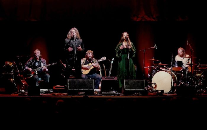 La leggenda del rock Robert Plant il 21 ottobre al Politeama Rossetti 