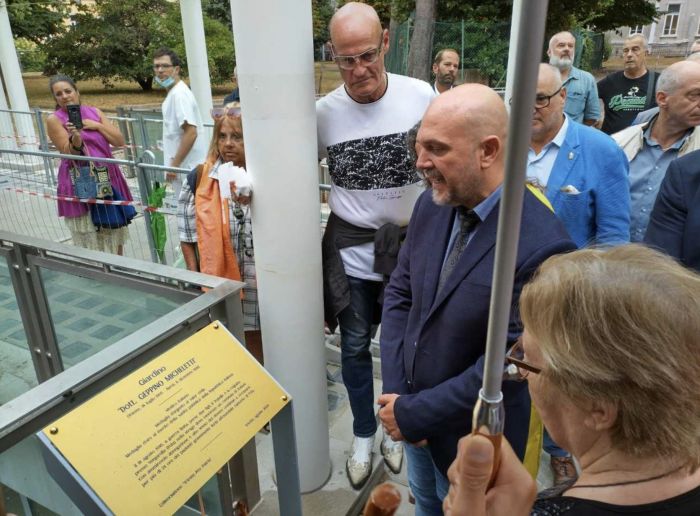 Cerimonia per l’intitolazione del giardino interno dell’Ospedale Maggiore al dott. Micheletti