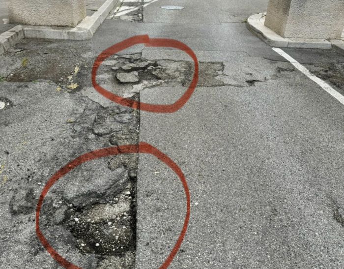 Strade dissestate a Trieste, tra buche e avvallamenti: “Alcune vie sono percorsi ad ostacoli”