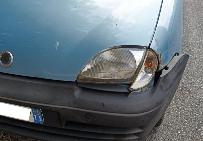 Incidente in Via Pindemonte: cittadino chiede aiuto per trovare il responsabile