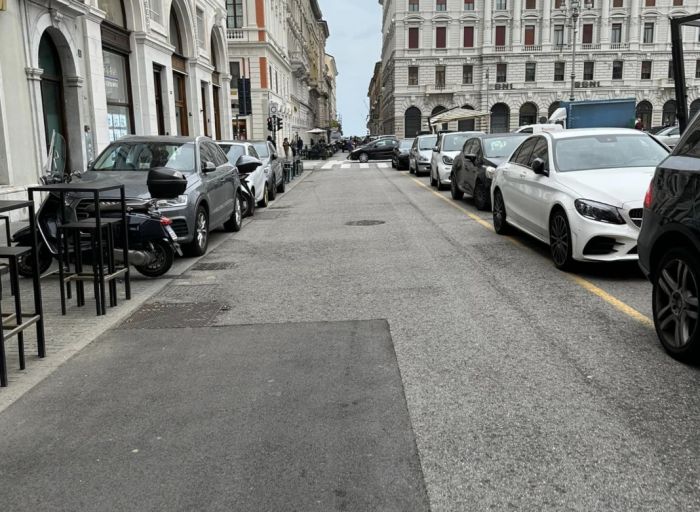 Disagi nella ZTL: un cittadino segnala multe selettive e parcheggi non controllati