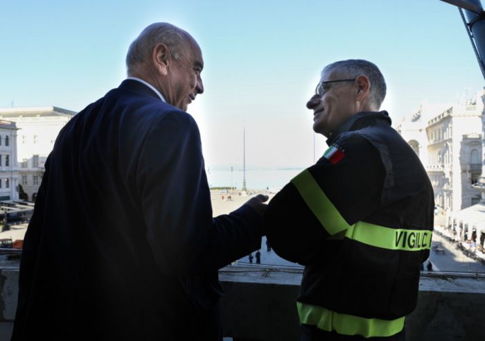 Dipiazza riceve il nuovo direttore della direzione regionale dei vigili del fuoco Luigi Giudice