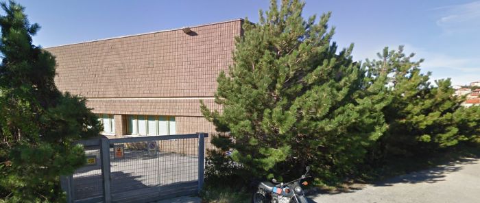 Palestra don Milani di Altura, proseguono i lavori di adeguamento dell’illuminazione