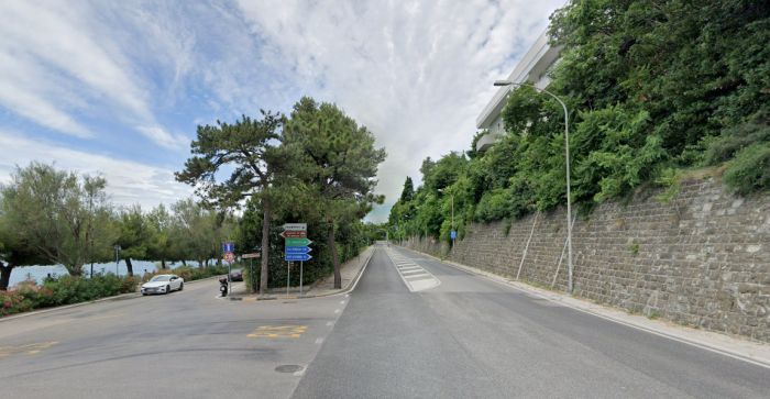 Grignano, da metà aprile sistemazione della carreggiata tra la Costiera e riva Massimiliano e Carlotta