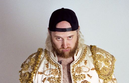  ELEAZARO superstar della nuova scena comica italiana il 2 luglio al Castello di Udine