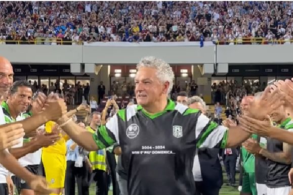 Rapina nella villa di Roberto Baggio, lui aggredito e ferito
