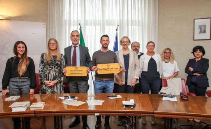 “Trieste raccoglie i cartoni”, servizio completamente rinnovato per gli esercenti