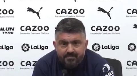 Gattuso regala un iPhone 16 ad ogni giocatore dell’Hajduk dopo la vittoria nel derby contro la Dinamo