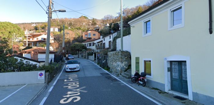 Strada del Friuli, ladro in azione mentre i proprietari dormono: indagini lampo della polizia locale