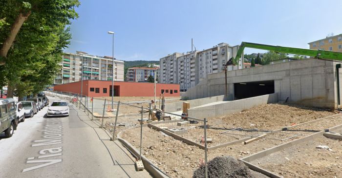 "Un grazie ironico all'amministrazione comunale per il parcheggio di Roiano"