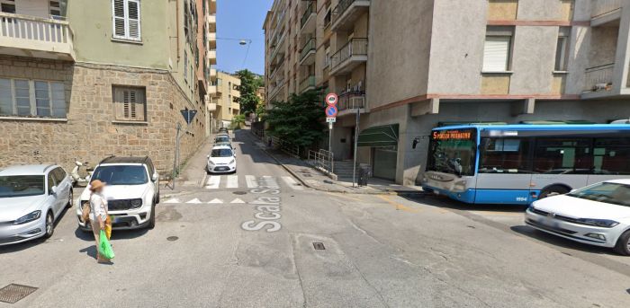 Roiano, rubato il ‘pacco da giù’ con i doni della nonna per il nipotino: l'appello di una madre