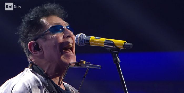 Sanremo: terza serata al via con Bennato sul palco