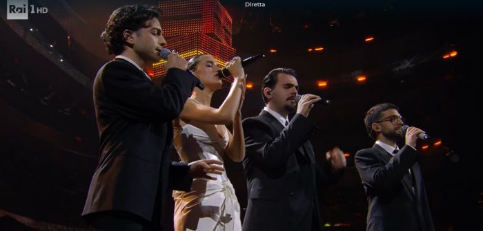 Sanremo, Clara con Il Volo incanta con "The sound of silence"
