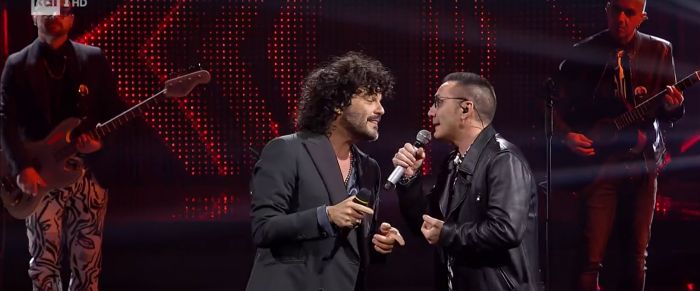 Sanremo, Modà sul palco con Francesco Renga in "Angelo"