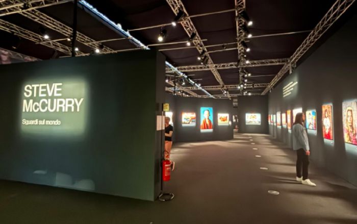 La mostra su McCurry chiude al Salone degli incanti con oltre 74mila visite