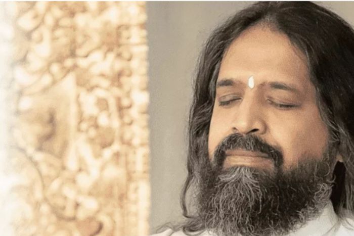 Meditazione, respirazione e benessere: a Trieste l’ultima tappa italiana di Swami Jaataveda