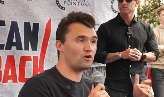  Spari in Utah contro l'attivista di destra Charlie Kirk