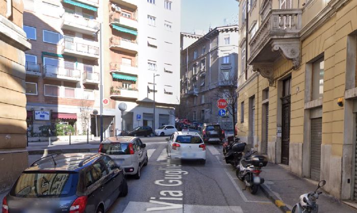 Trieste, una cittadina scrive al Comune: «Servono più controlli stradali e modifiche alla viabilità»