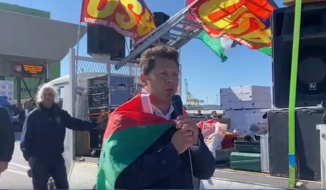 Al Varco 4 il consigliere Ugo Rossi infiamma il presidio: «Non possiamo più restare a guardare» (VIDEO)