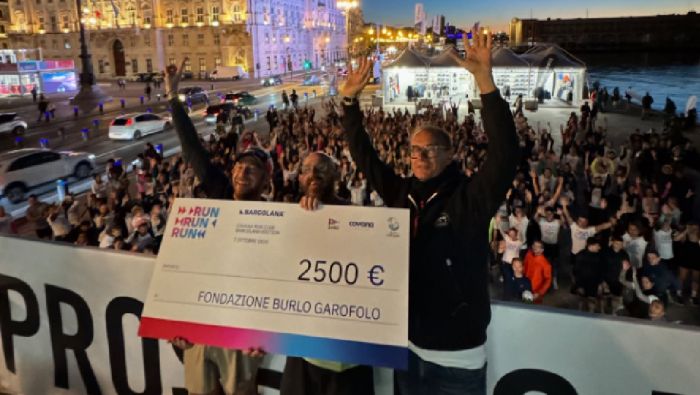 Trieste, 500 runner per il Burlo: 2.500 euro donati nella prima Barcolana Run sotto le stelle (VIDEO)