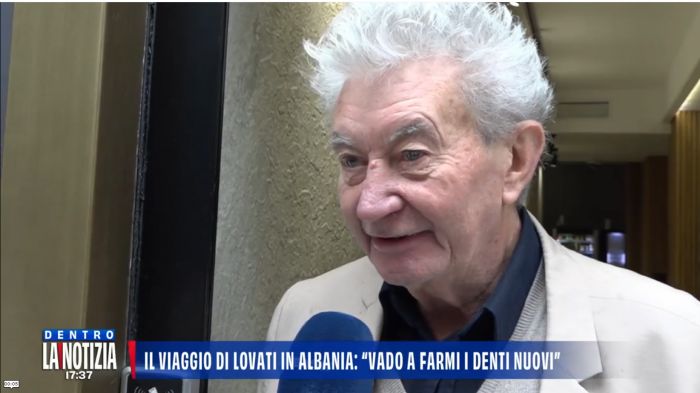 “Dentro la Notizia”, l’avvocato Lovati vola in Albania: “Vado a farmi i denti nuovi”