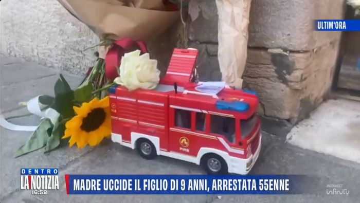 Duomo di Muggia gremito per veglia in ricordo piccolo Giovanni