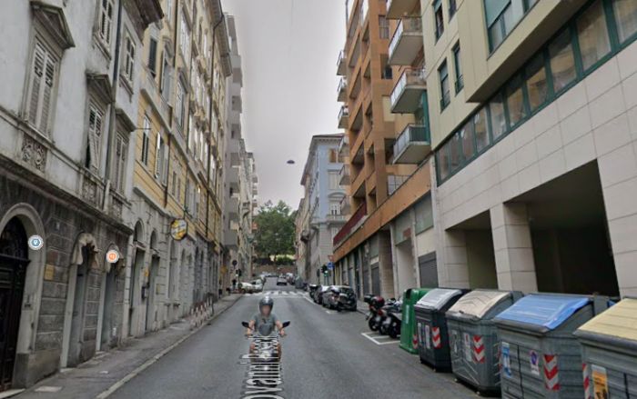 Via Pascoli, gomma a terra: tre sconosciuti si fermano e cambiano la ruota, commossi ringraziamenti 