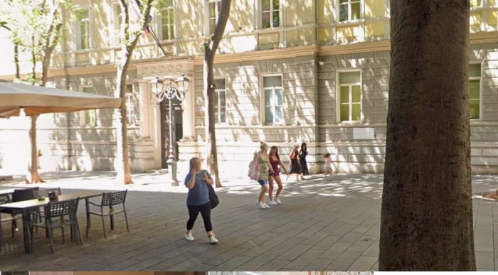 Scuola Julia, la replica ufficiale: “seghetto da potatura, intervento immediato e provvedimenti disciplinari”