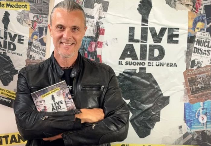 Venerdì in biblioteca Monfalcone celebra il mito di live aid, viaggio negli anni ’80 con Gabriele Medeot