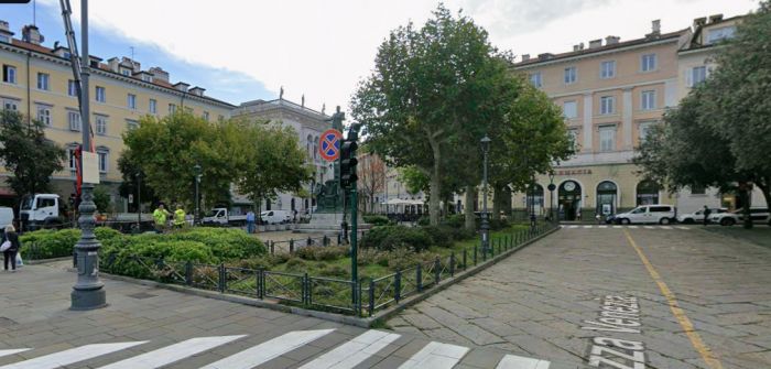 Sicurezza, gestore locale di piazza Venezia: “Giovani non sono balordi, sono il cuore della città”