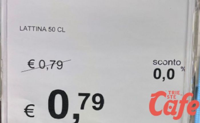 “Sconto 0%”: il cartello surreale spunta in un supermercato di Trieste