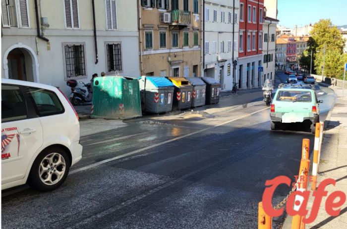Via Molino a Vento, strada riaperta dopo i lavori della notte; dopo 10 minuti nuova perdita d'acqua 