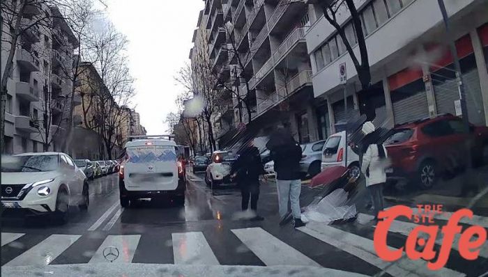 Pedone travolto sulle strisce pedonali in viale d’Annunzio: intervento dei soccorsi in pieno giorno
