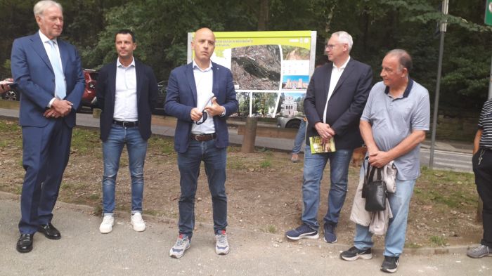 Inaugurato il “Percorso nel bosco del Farneto”: 10mila passi tra salute, natura e storia
