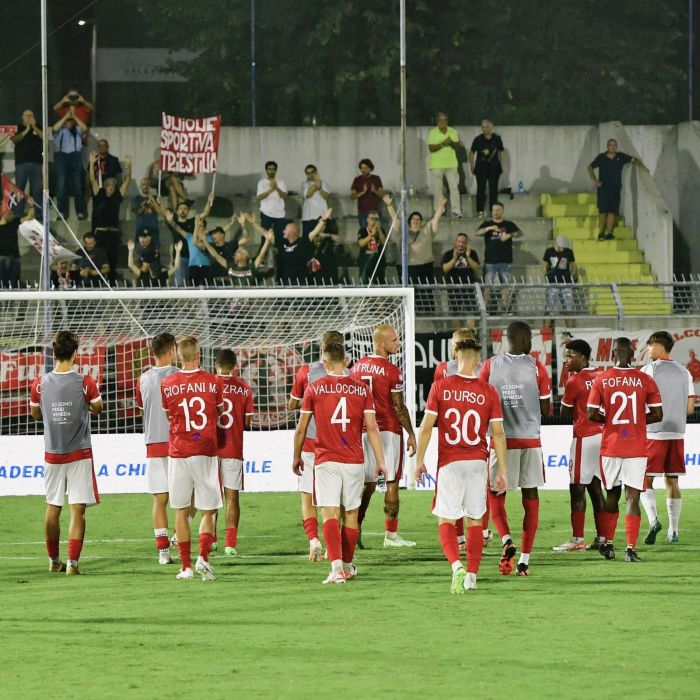 Triestina tutto cuore e grinta! Rimonta il Giana e passa il turno!!