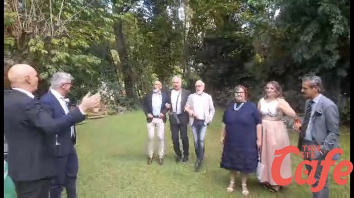 Matrimonio in Umbria, il 'morbin' di un trio di triestini 'infiamma' la cerimonia.. ed è subito festa! (VIDEO) 