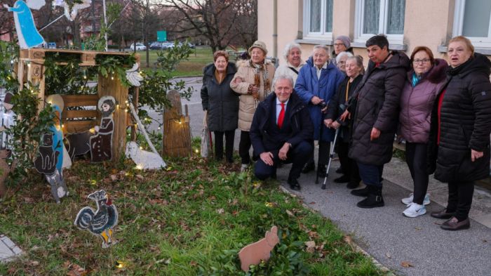 Villa Carsia: Inaugurazione e accensione delle luci del presepe e dell'albero di natale