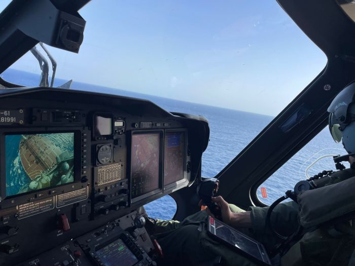 Aeronautica, soccorso aereo: elicottero recupera un marittimo da nave petroliera a largo di Trapani