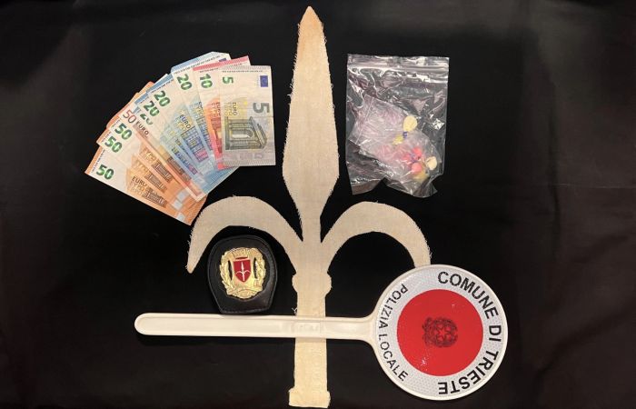 Pakistano frequentatore di piazza Perugino spacciava cocaina in centro a Trieste