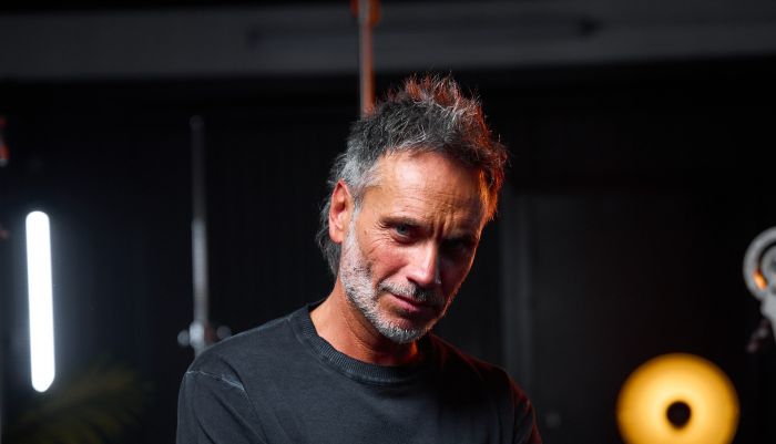 Con le sue HITS LIVE arriva a Grado Nek: concerto il 26 luglio al Parco delle Rose